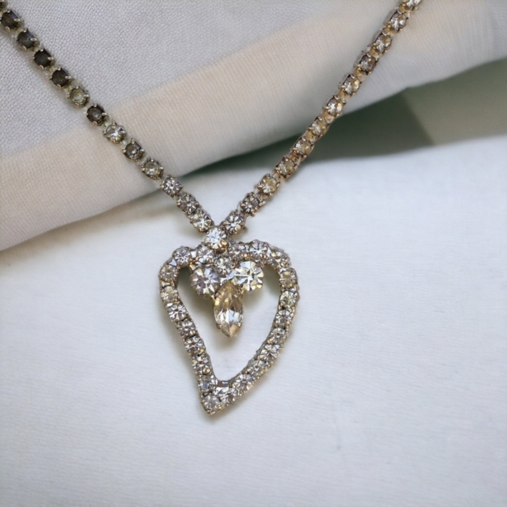 Vintage 1940s rhinestone necklace